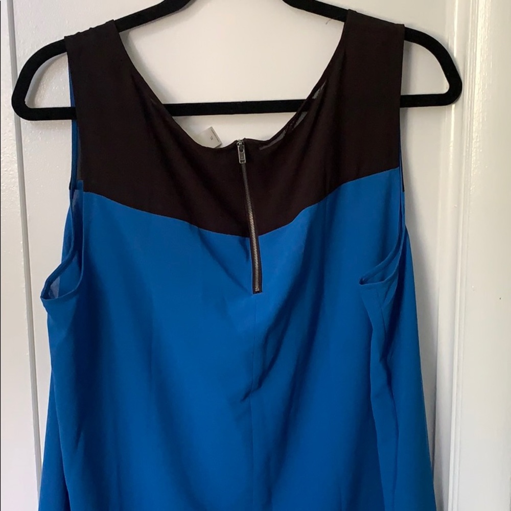Loft Sleeveless Top - Picture 3 of 3